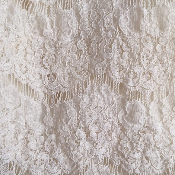 Lace Crop Top - Picture 5 of 5